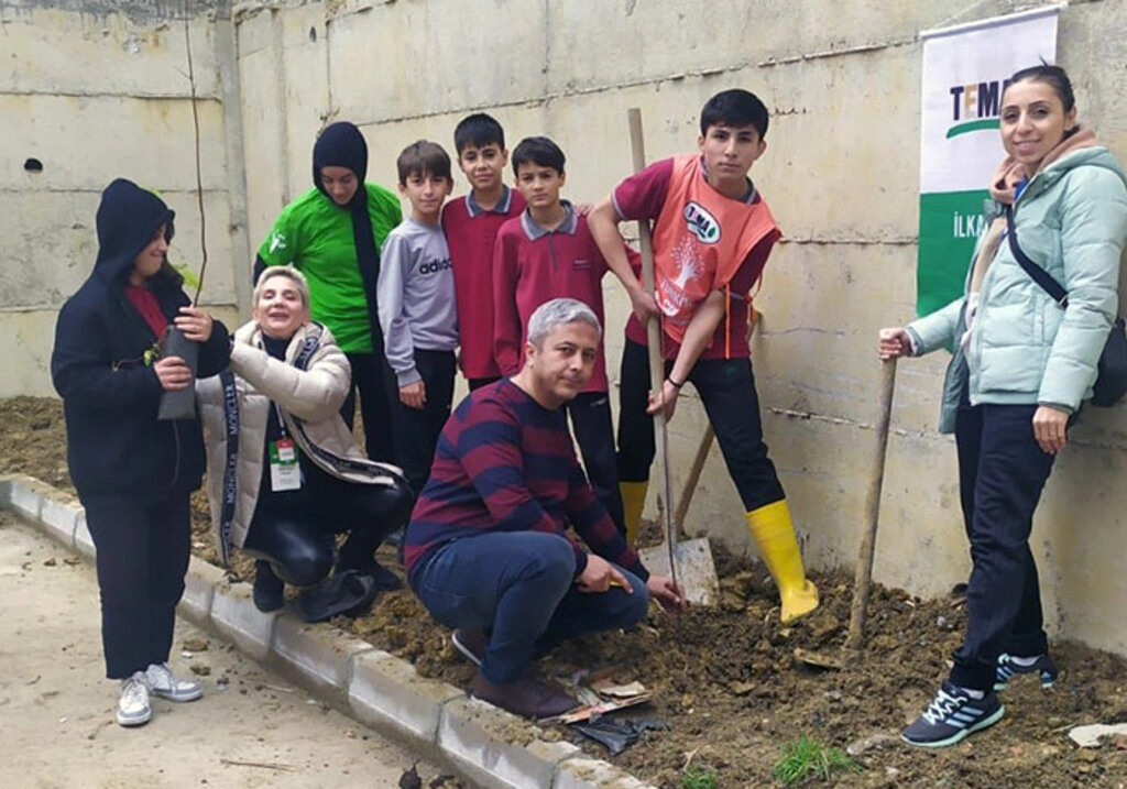TEMA İlkadım'dan öğrencilere erozyonla mücadele dersi