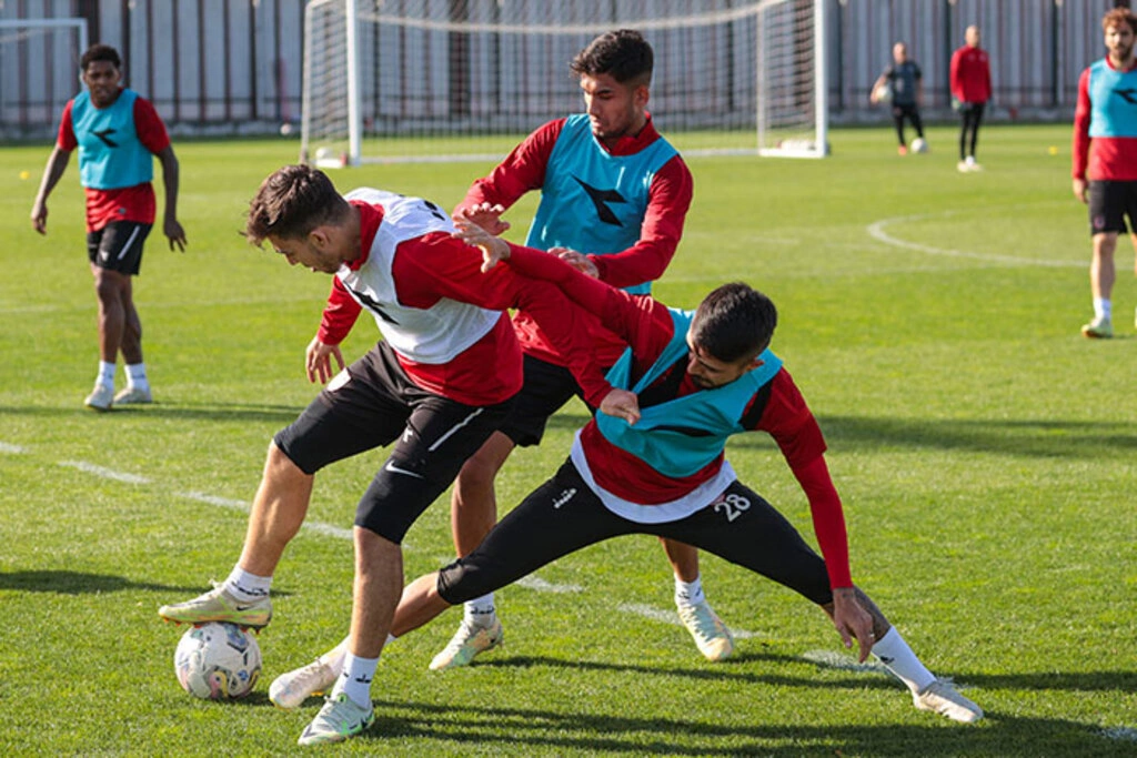 Samsunspor'da Keçiörengücü maçı hazırlıkları sürüyor