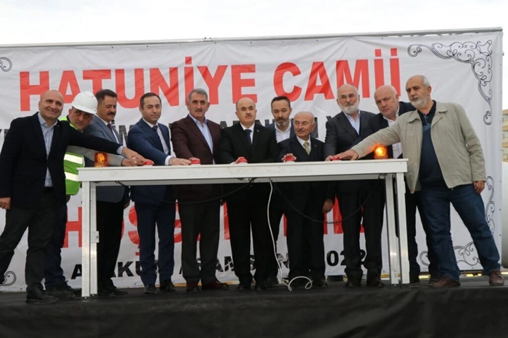 Hatuniye Camii'nin temeli dualarla atıldı