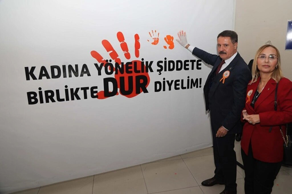 Başkan Deveci: Kadın erkek eşitliğinde farkındalık yaratmalıyız