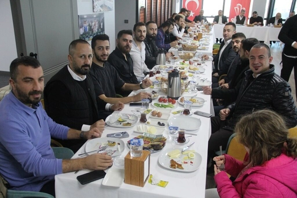 Başkan Güney: Uzun vadeli düşük faizli konut kredisi arzu ediyoruz
