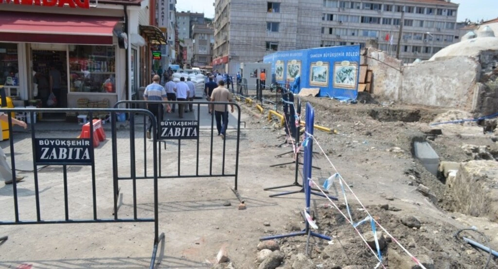 Samsun Tarihi Saathane kazı çalışmaları devam ediyor