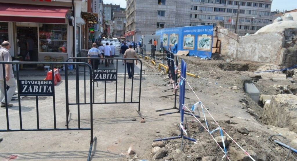 Samsun Tarihi Saathane kazı çalışmaları devam ediyor
