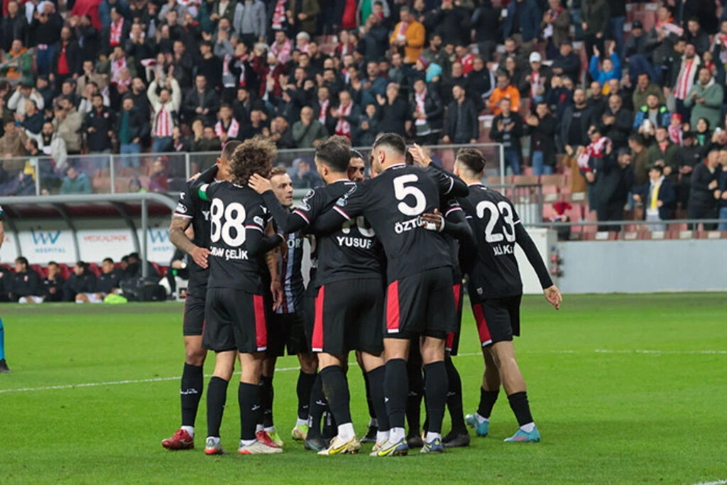 Samsunspor Adanaspor maç sonucu :2-1