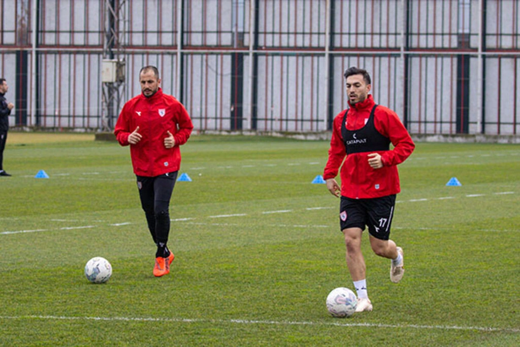 Samsunspor Erzurumspor maçı hazırlıklarına başladı