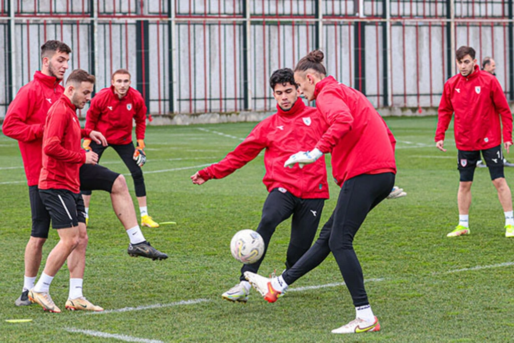 Samsunspor Erzurumspor maçı hazırlıklarını tamamladı
