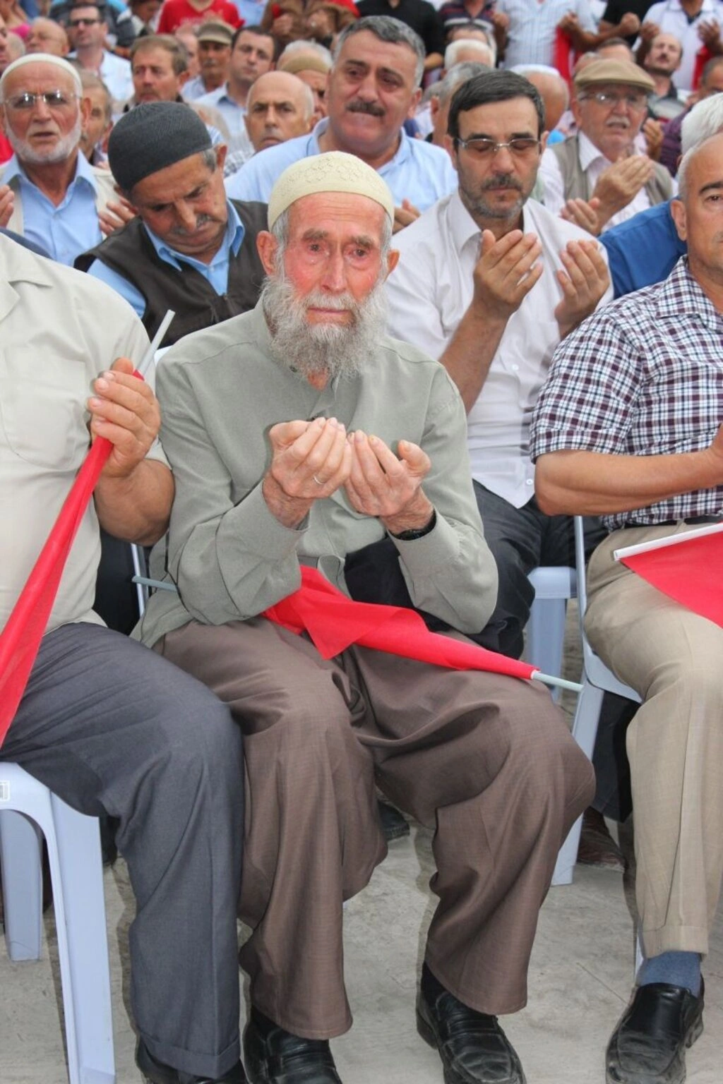 Tekkeköy’de Şehitleri anma ve Dua programı