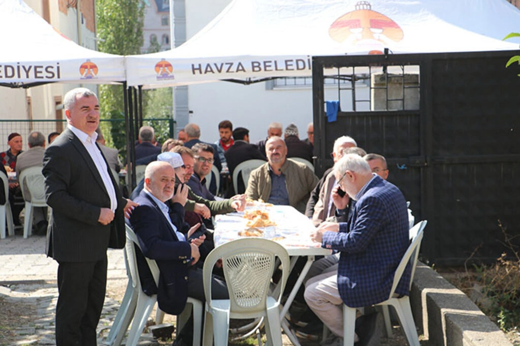 Havza Belediye Başkanı Özdemir vefat eden kardeşi için mevlit okuttu