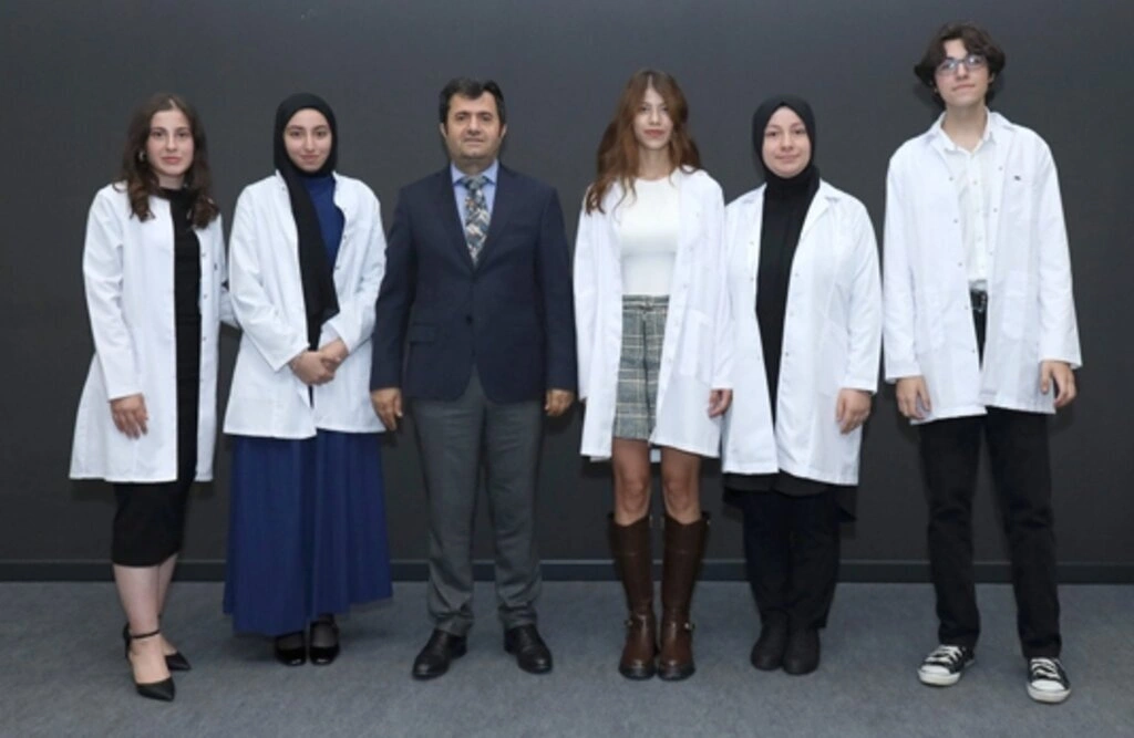 Samsun Üniversitesi Tıp Fakültesi'nde Beyaz Önlük Giyme Töreni Heyecanı