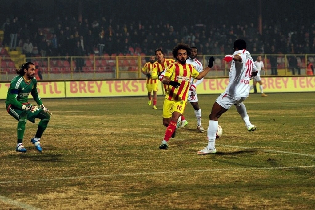 Yeni Malatyaspor Samsunspor maçı resimleri