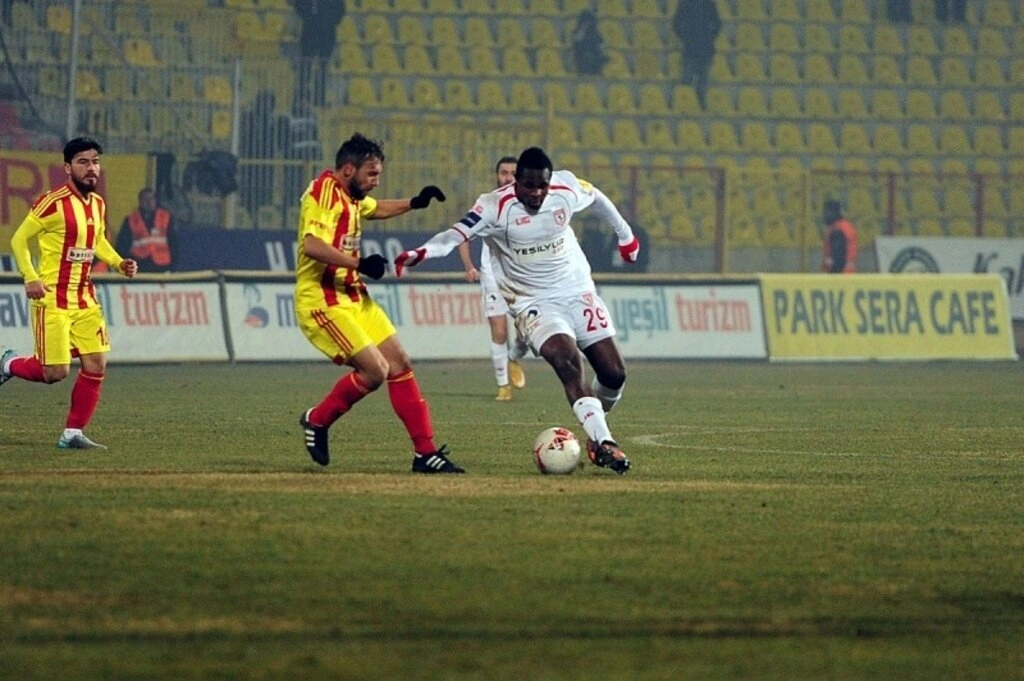 Yeni Malatyaspor Samsunspor maçı resimleri