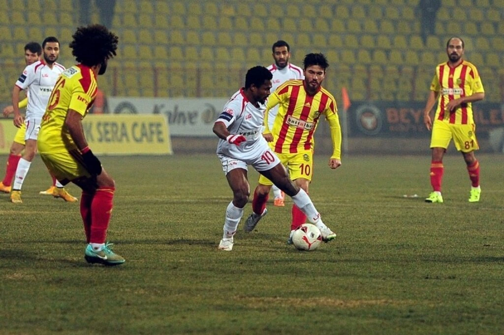 Yeni Malatyaspor Samsunspor maçı resimleri