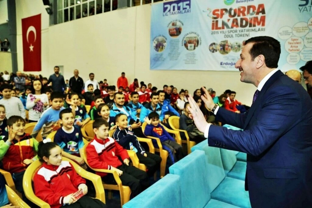 İlkadım Belediyesi 2015 Spor Yatırımları Sporcu ödül töreni