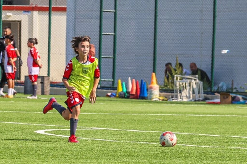 Samsunspor Futbol Okulları Şenliği Başladı