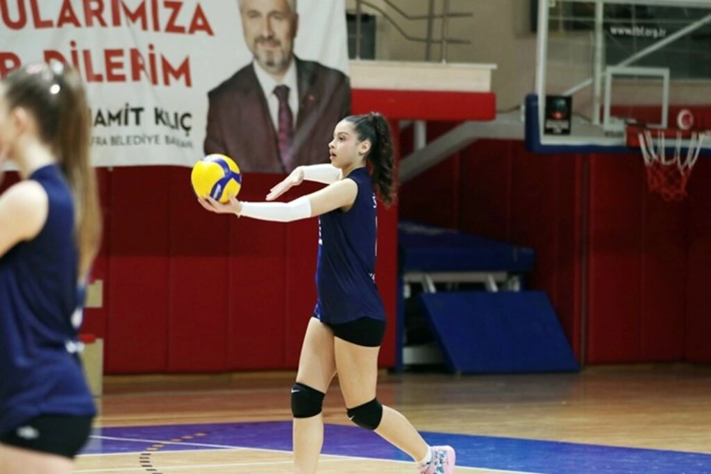 Okul Sporları Voleybol Yıldız Grup Müsabakaları başladı