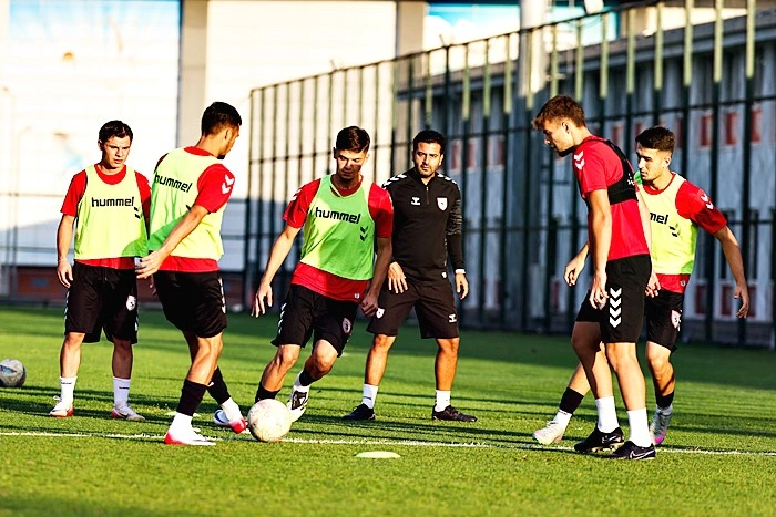Samsunspor U19 Antalyaspor Maçı Hazırlıklarına Devam Ediyor