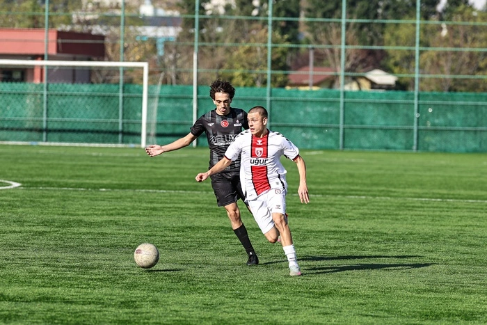 Uğur Okulları Sahadan 5–0 Galip Ayrıldı