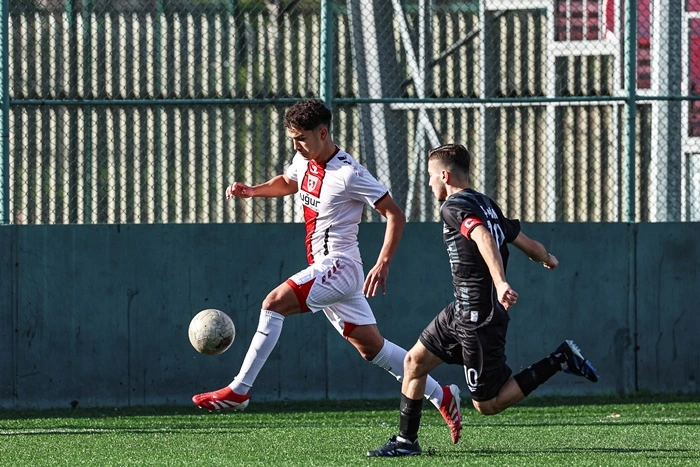 Uğur Okulları Sahadan 5–0 Galip Ayrıldı