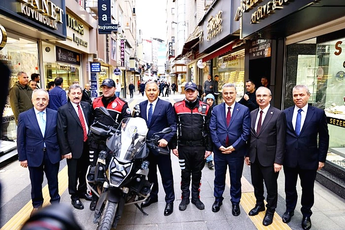 Bakan Yerlikaya Samsun'un Kalbi İlkadım'da