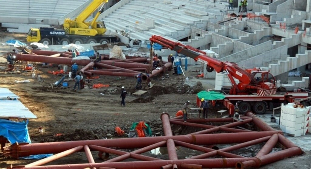 Samsun 19 Mayıs Stadyumu inşaatı çalışmaları devam ediyor