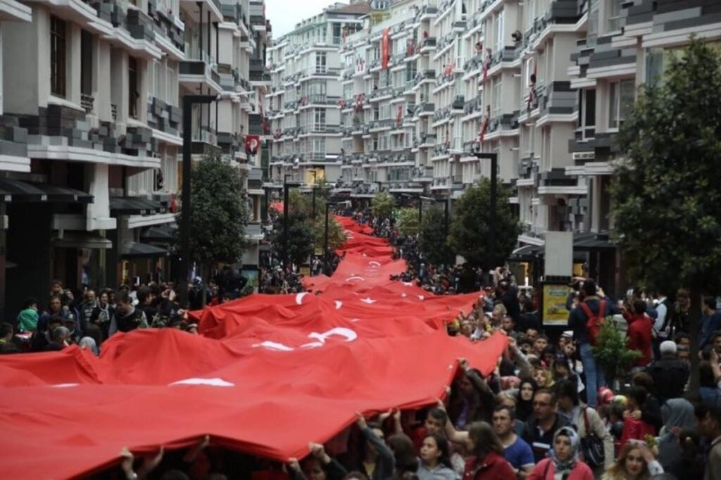 19 MAYIS BAYRAK