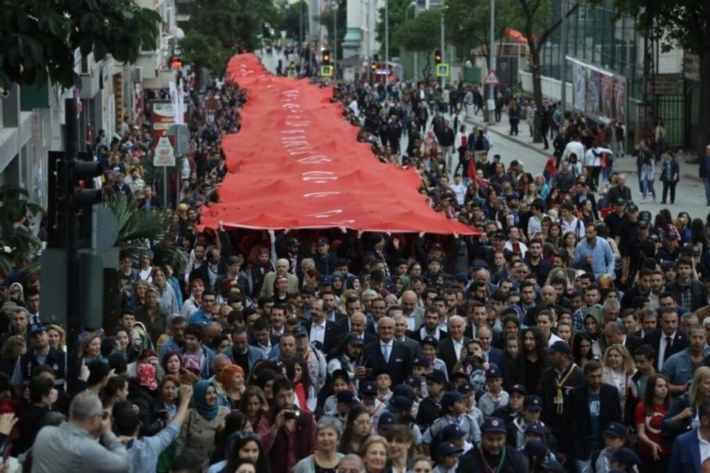 19 MAYIS BAYRAK