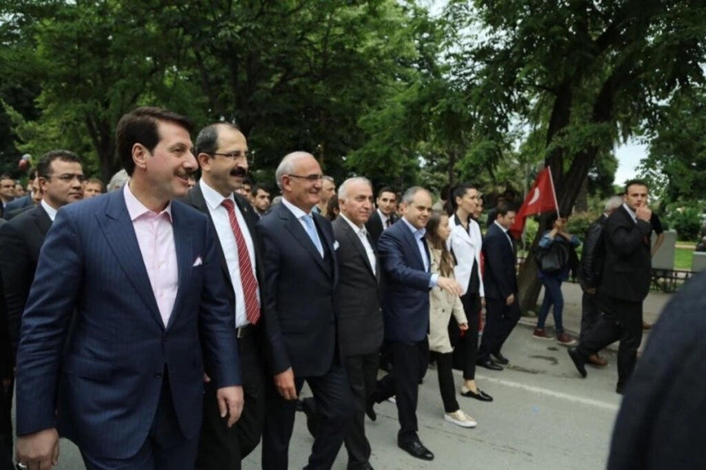 19 MAYIS BAYRAK