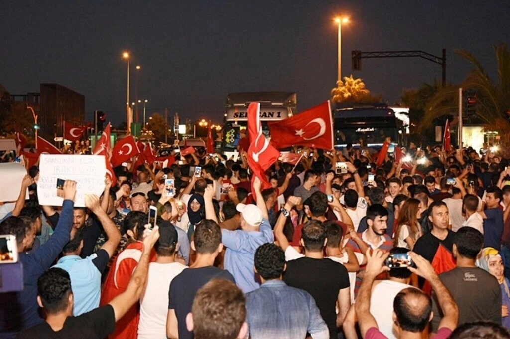 Tekkeköy Milli İradeye sahip çıktı