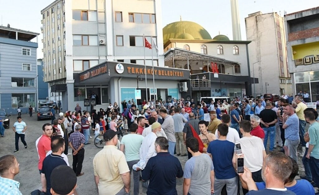 Tekkeköy Milli İradeye sahip çıktı