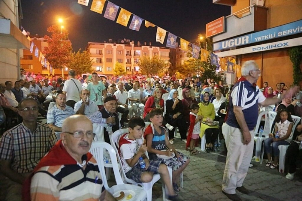 Atakum'da demokrasi nöbeti
