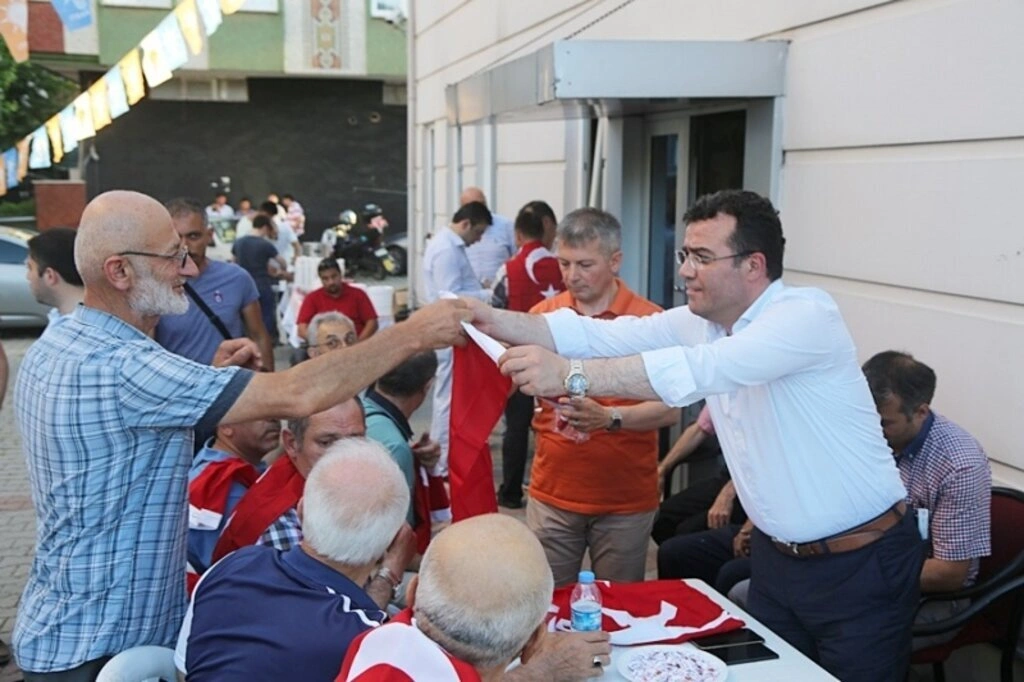 Atakum'da demokrasi nöbeti