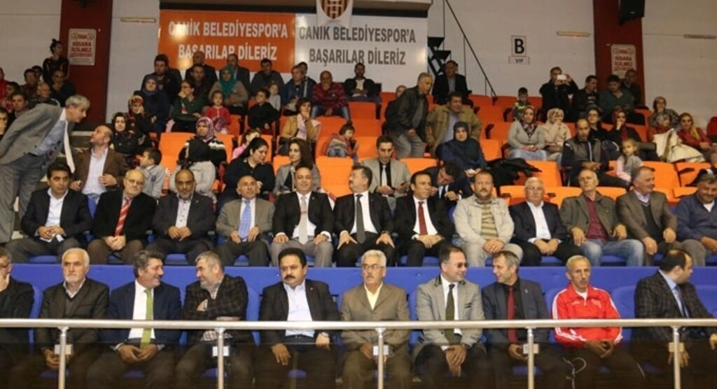 Canik'te spor külüpleri biraraya geldi