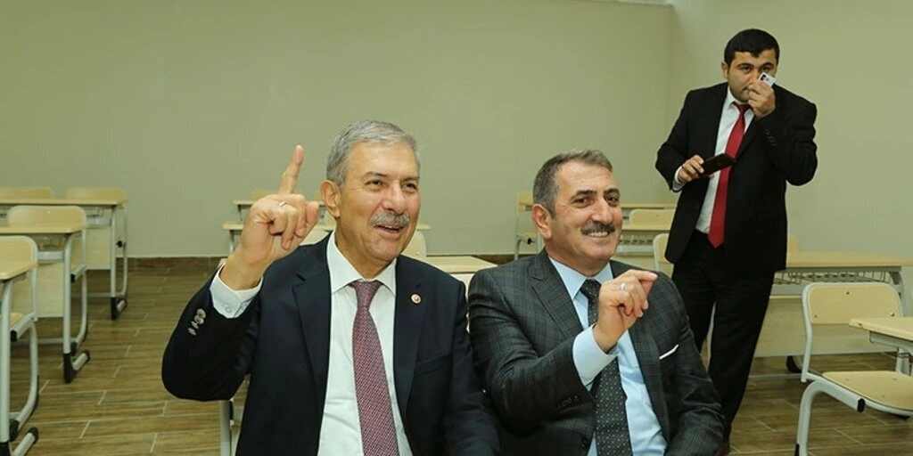 İlkadım Derebahçe Sosyal Tesisleri görkemli bir törenle açıldı