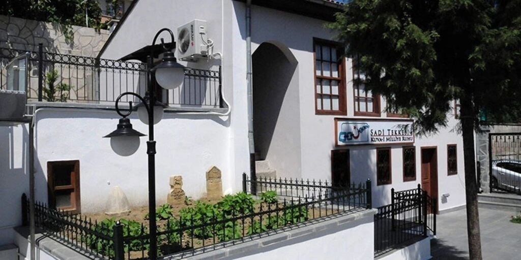 Gizli karargah gün yüzüne çıkıyor!