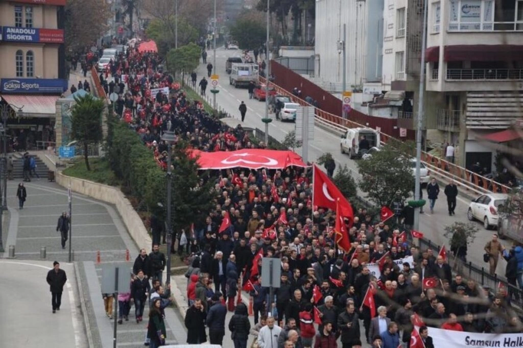 Teröre karşı Samsun tek yürek oldu