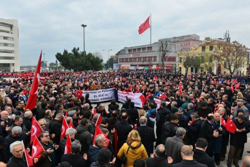 Teröre karşı Samsun tek yürek oldu