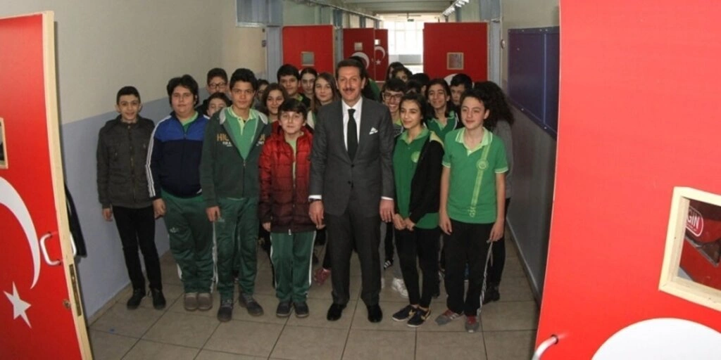 Erdoğan Tok: Kahramanlarımız oldukça sırtımız yere gelmez