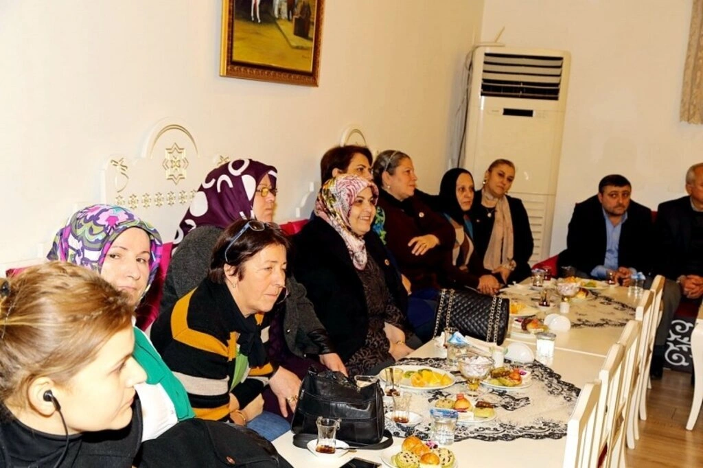 İlkadımlı Muhtarlar Acem Tekkesi'nde Buluştu