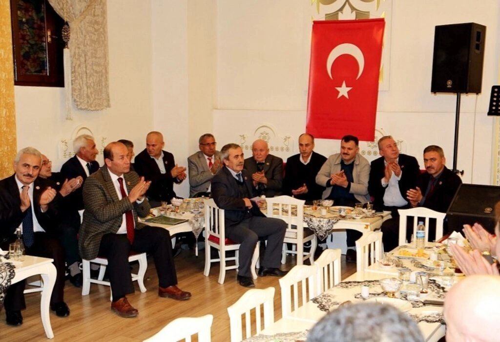 İlkadımlı Muhtarlar Acem Tekkesi'nde Buluştu