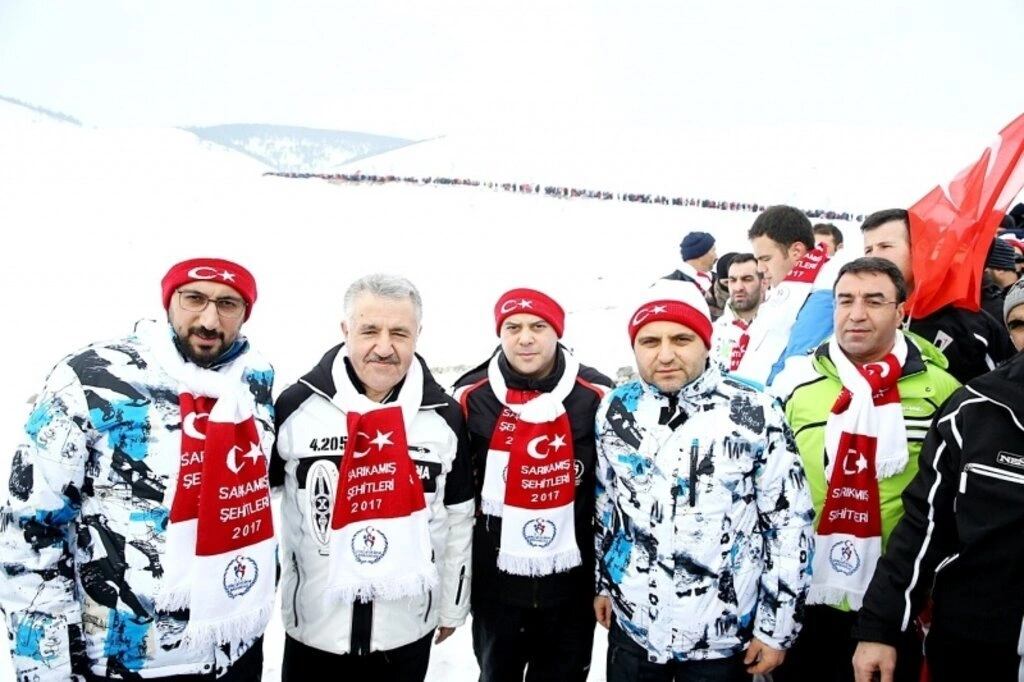 Türkiye Sarıkamış Şehitleri için yürüdü