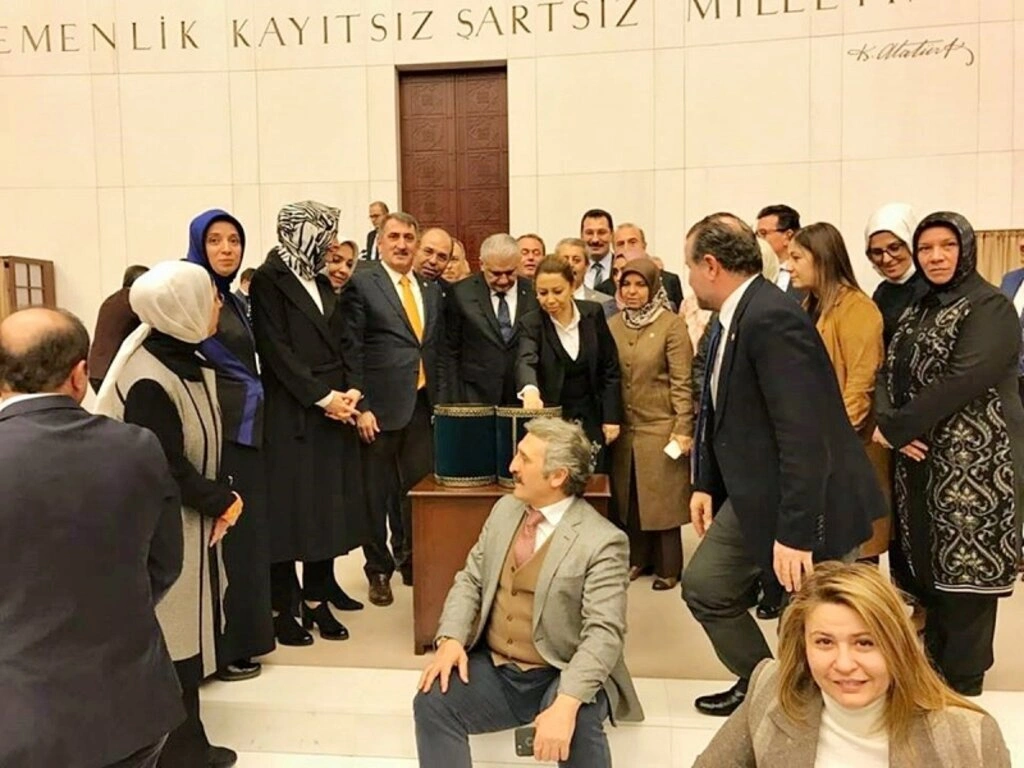 Milletvekili Fuat Köktaş, Anayasa Değişikliği Teklifi hakkında açıklamalarda bulundu