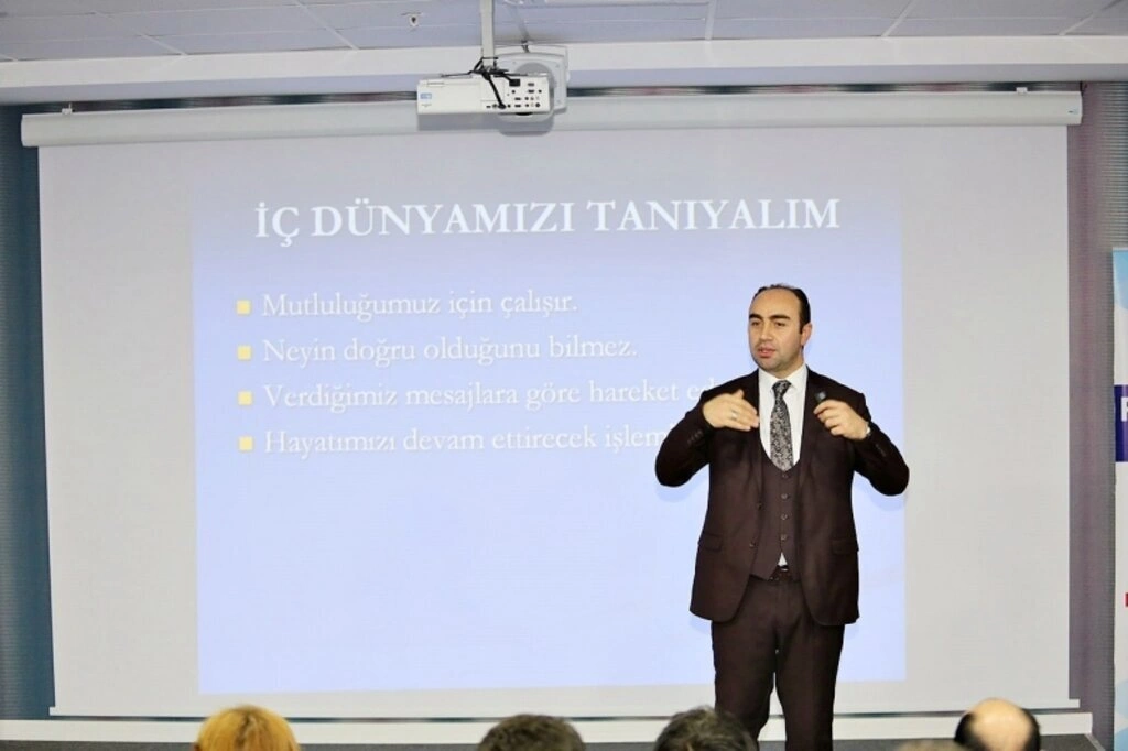 Başkan Erdoğan Tok: Mutlu personel iyi hizmet üretir