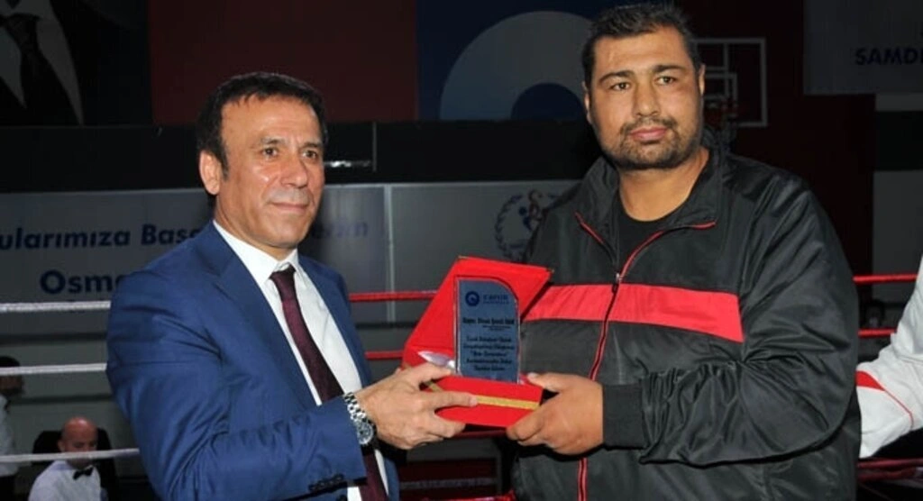 Canik'te boks turnuvası