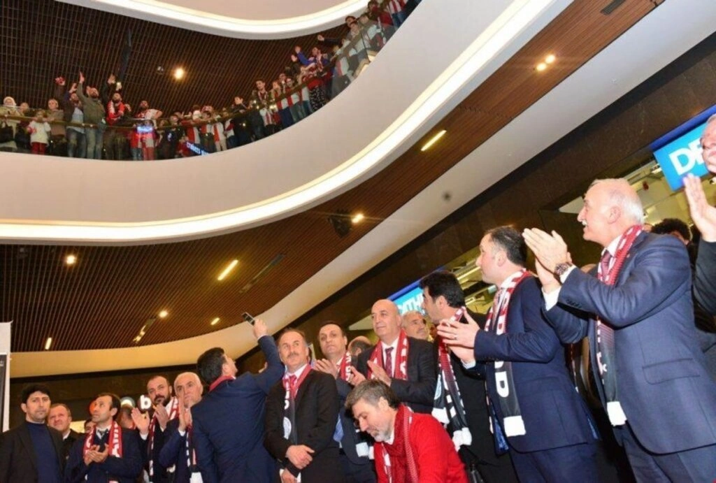 Piazza AVM'de Samsunspor coşkusu yaşandı!