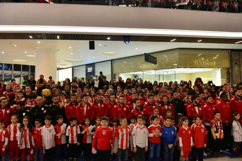 Piazza AVM'de Samsunspor coşkusu yaşandı!