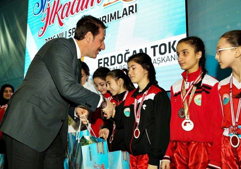2016 Yılı Spor Yatırımları Ödülleri Sahiplerini Buldu