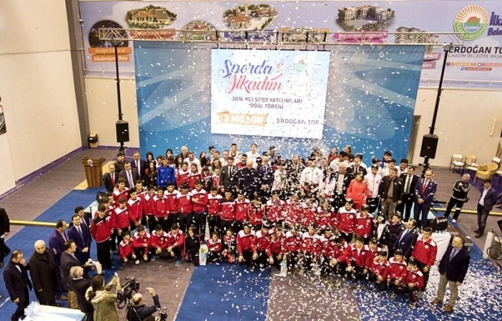 2016 Yılı Spor Yatırımları Ödülleri Sahiplerini Buldu