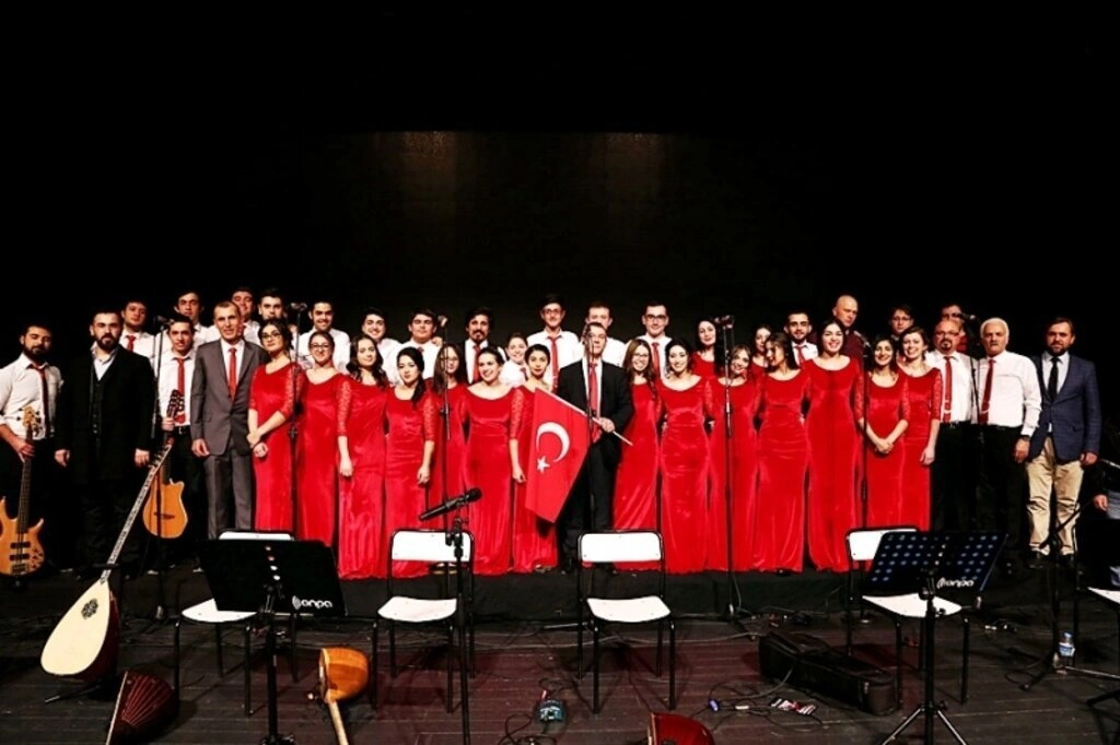 İlkadım'da gönüllerin bir, duyguların sel olduğu muhteşem gece