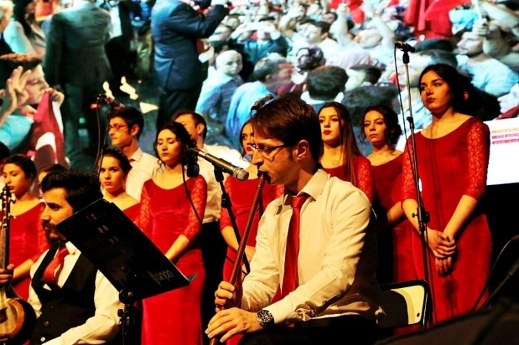 İlkadım'da gönüllerin bir, duyguların sel olduğu muhteşem gece