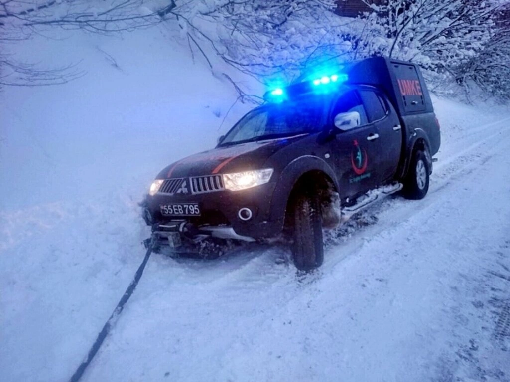 Samsun UMKE Gönüllü Kar Mesaisi